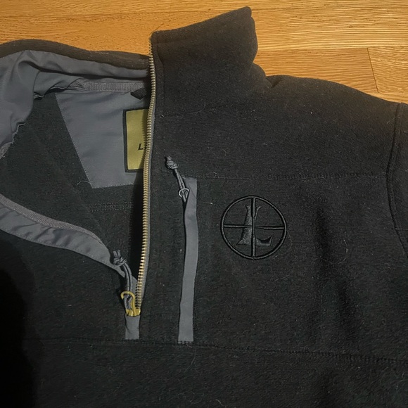 Men’s Leopold fleece shirt size medium - Picture 3 of 6